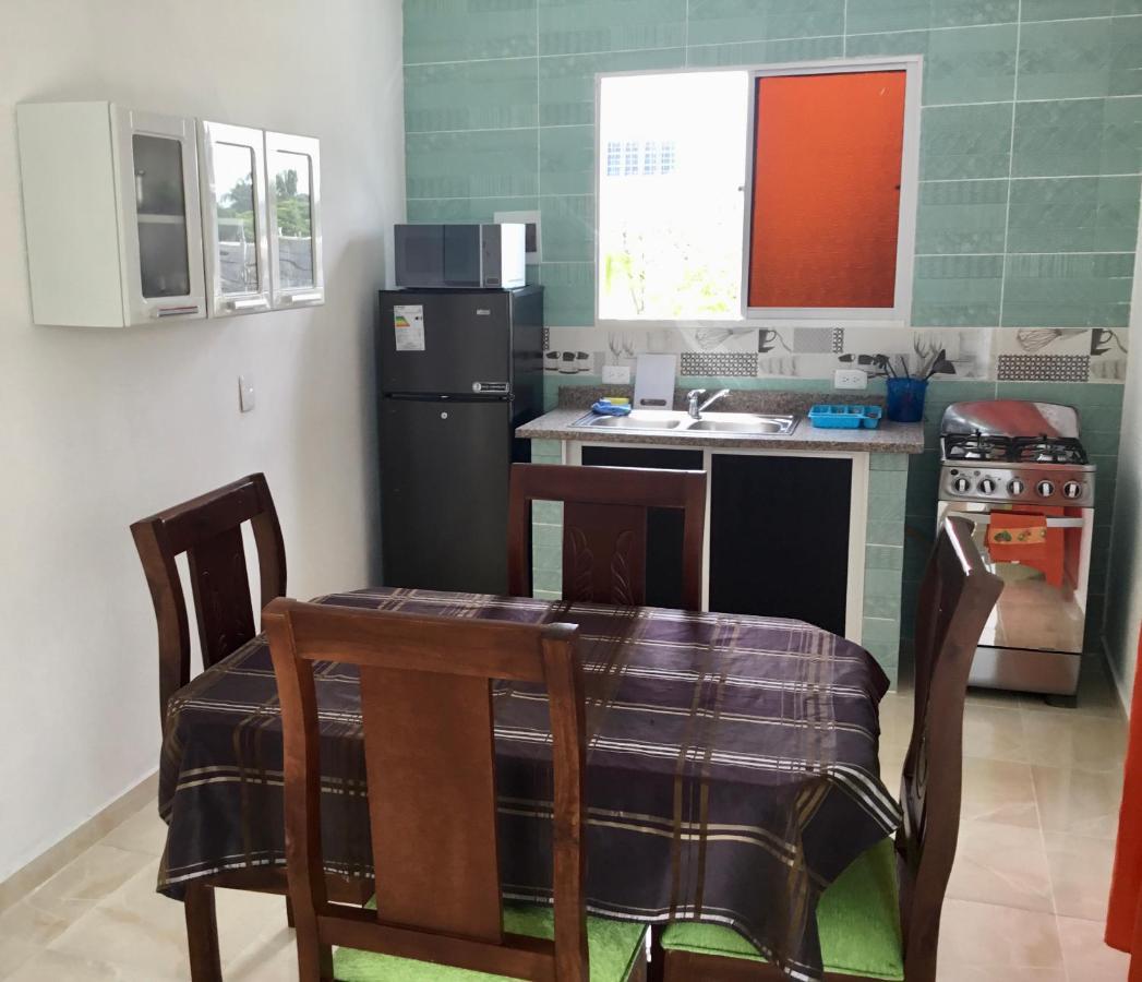 Posada El Sol, Home Near Airport Sdq Boca Chica Exterior photo
